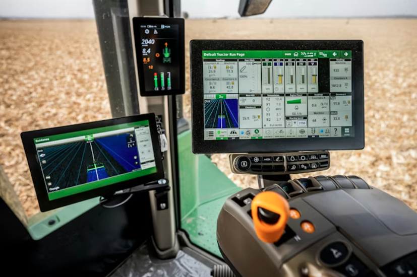 [호미농부의 시선] “멈출 것인가, 갈 것인가” AI 트랙터, ‘예민함’보다 중요한 건 ‘판단력’입니다